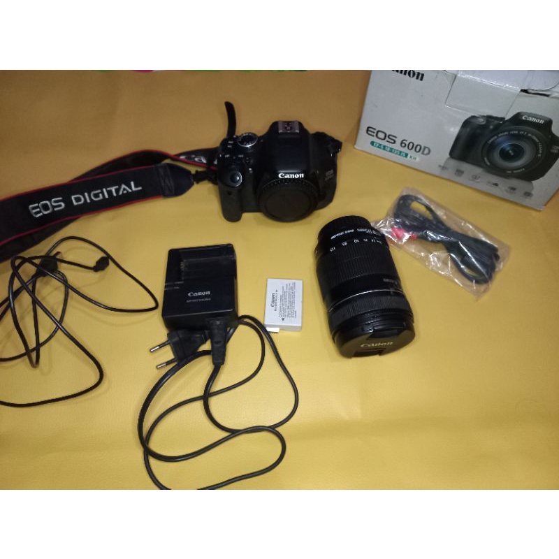 kamera DSLR Canon 600D &amp; Lensa 18-135mm [second]