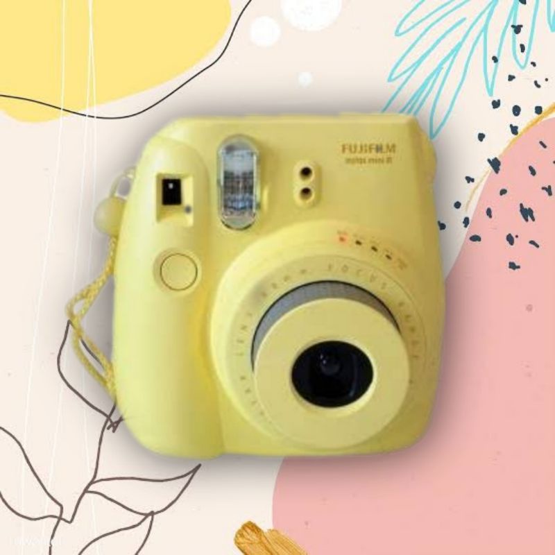 Fujifilm Instax Mini 8 include camera case(Preloved)