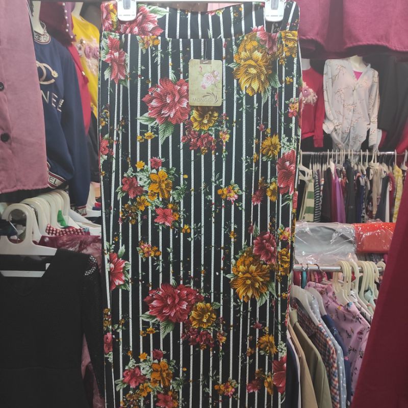 Rok Span Panjang Motif Bunga