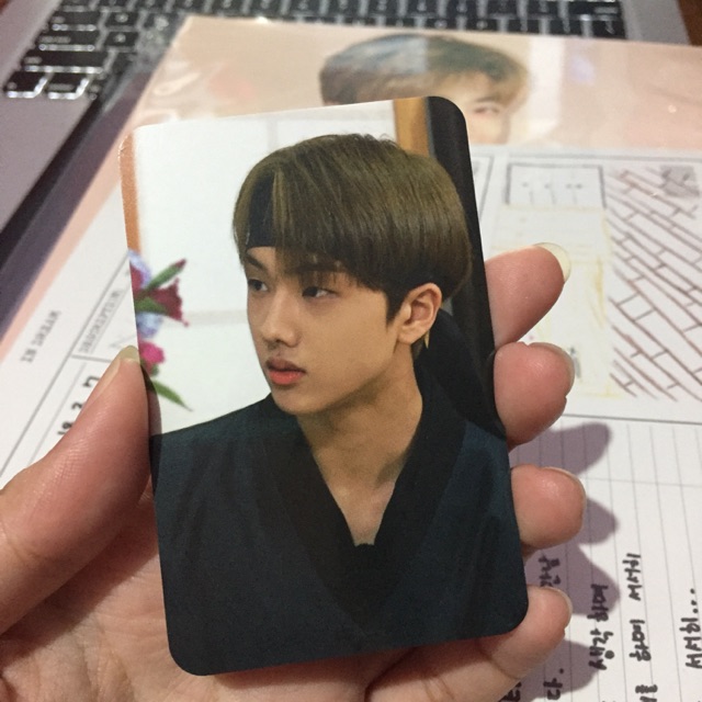 JISUNG PUFF PHOTOCARD