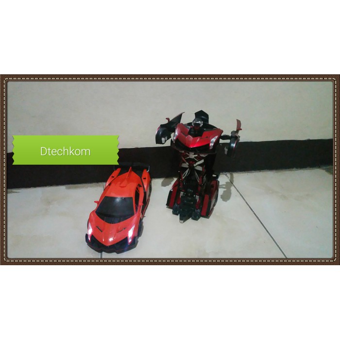 ROBOT... Mobil robot remot control Transformer rc mobil car robot   Maroon