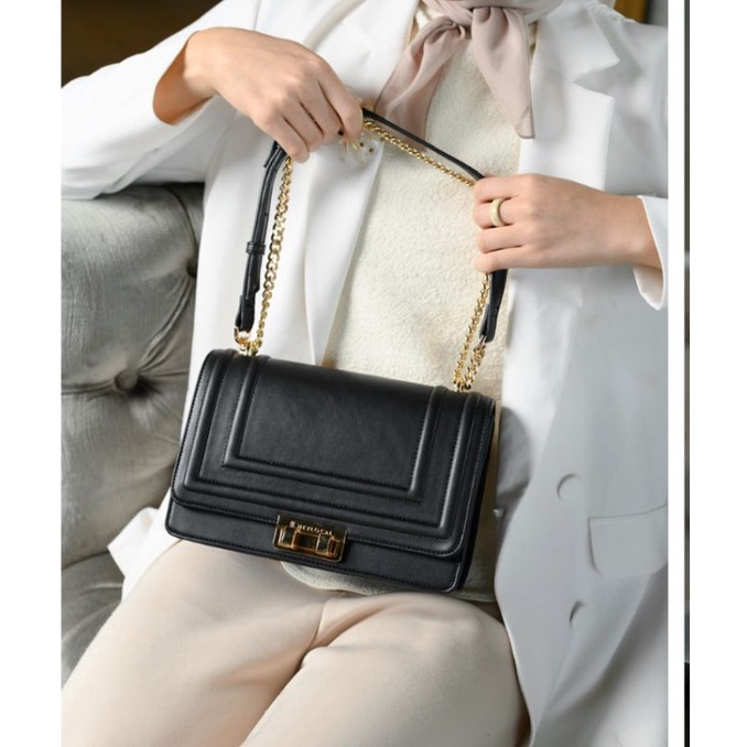 Dakota bag black by. Local.id