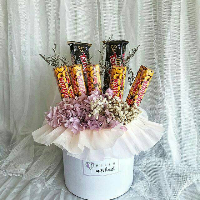

Blossom box snack