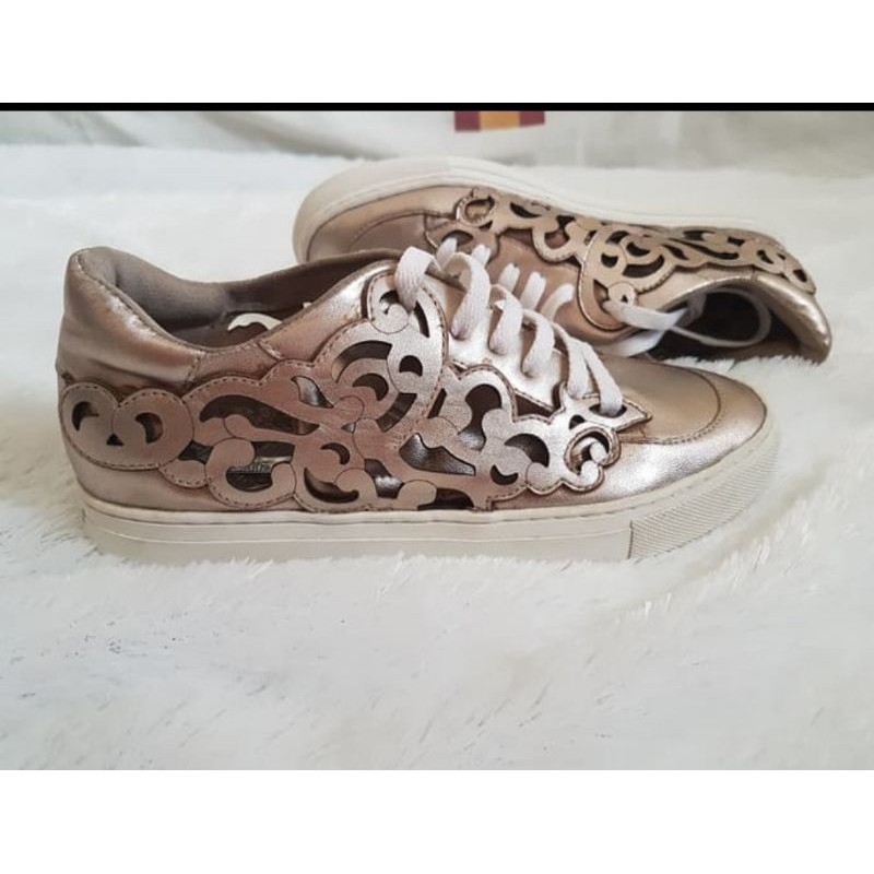 Preloved | Sepatu sneakers Rotelli | rose gold with box n paper bag