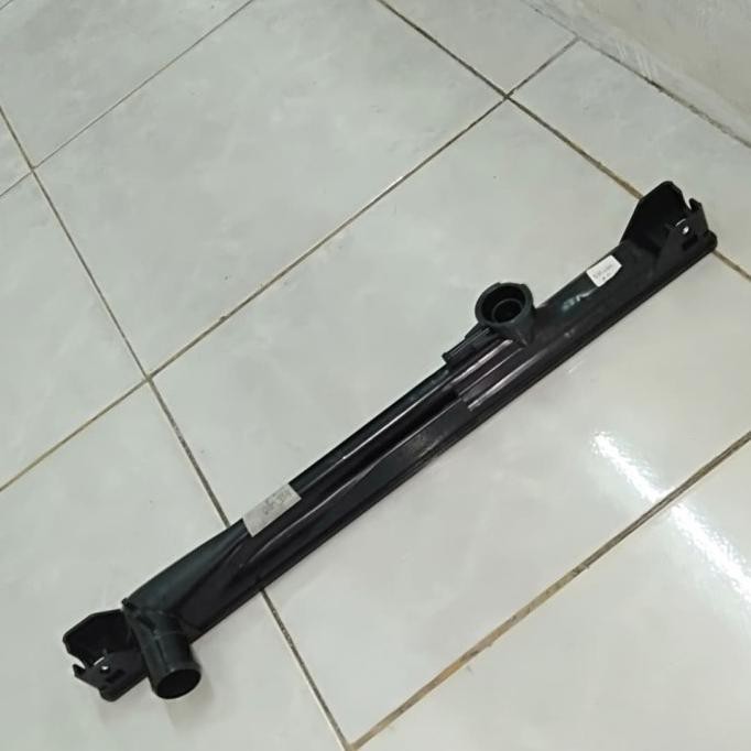 Upper tank radiator Suzuki Escudo 2.0