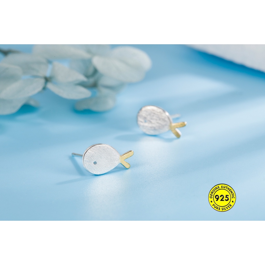 Anting Stud Desain Ikan Kecil Bahan Sterling Silver Untuk Wanita