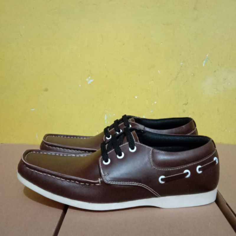 Sepatu kulit casual pria tali 309