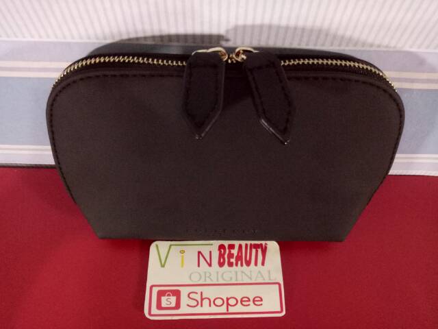 Pouch / Dompet Kosmetik By Brand Burberry Beauty Black