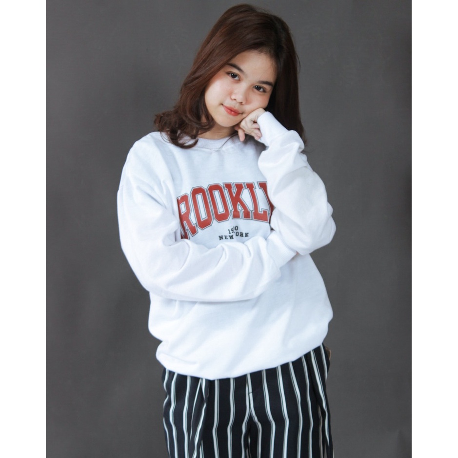 Tokomilkan - Sweater Crewneck Wanita BROOKLYN CREWNECK / Sweater Fleece CEWEK