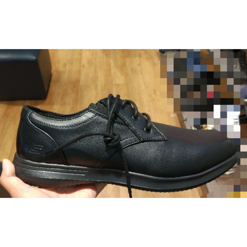 SEPATU SKECHERS SEMI FORMAL