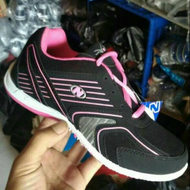 Sepatu injection Profound New Era Wanita