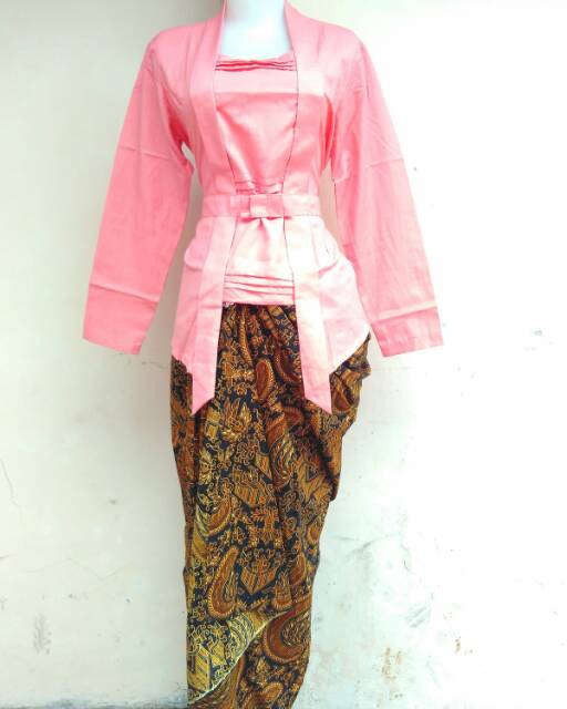 Kebaya Batik/Baju Kartini/Kebaya kutubaru/Kebaya pesta/Baju Pesta