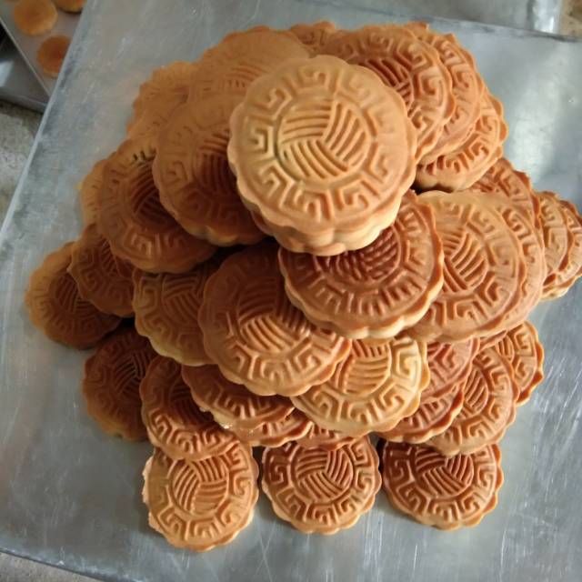 

#mooncake kue bulan kacang ijo 25pcs