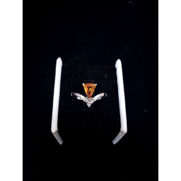 cincin cewe yellow safir emas putih berlian