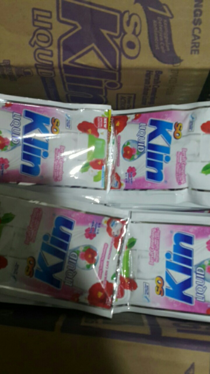 So Klin Liquid Detergen Pencuci Pakaian Cair  12sachet All Varian