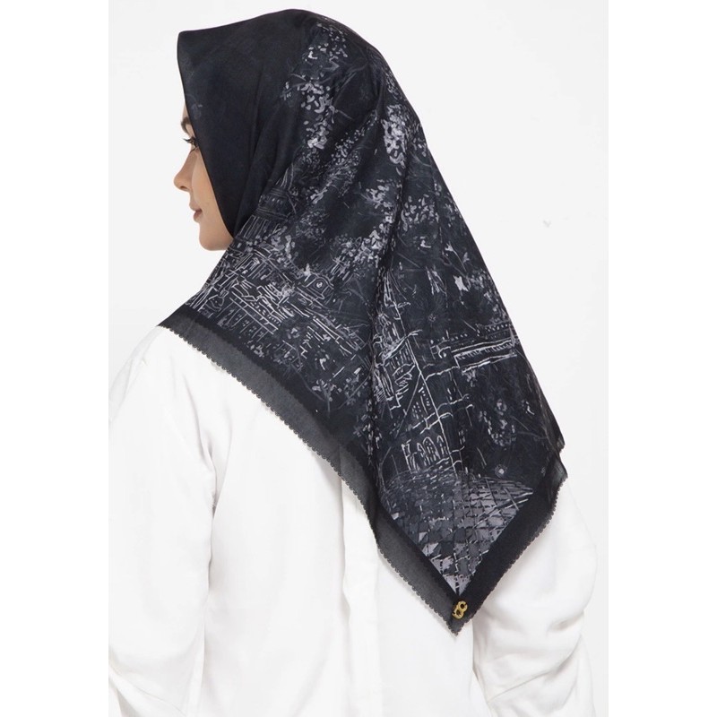 buttonscarves british series black