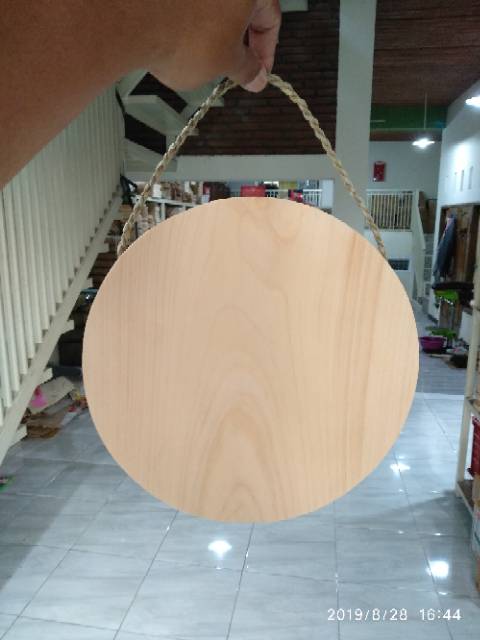 Talenan Kayu Pinus Tali Model Bulat Diameter 18 cm / Wooden Cutting Board