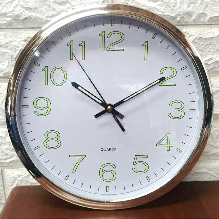 Jam Dinding Quartz Creative Design Model Luminous