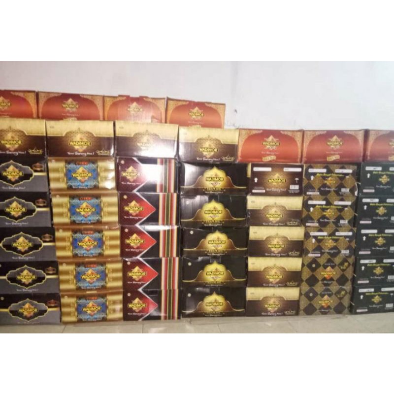 SARUNG WADIMOR MOTIF PADANG.MINANG.ACEH.DELHI MOTIF RANDOM