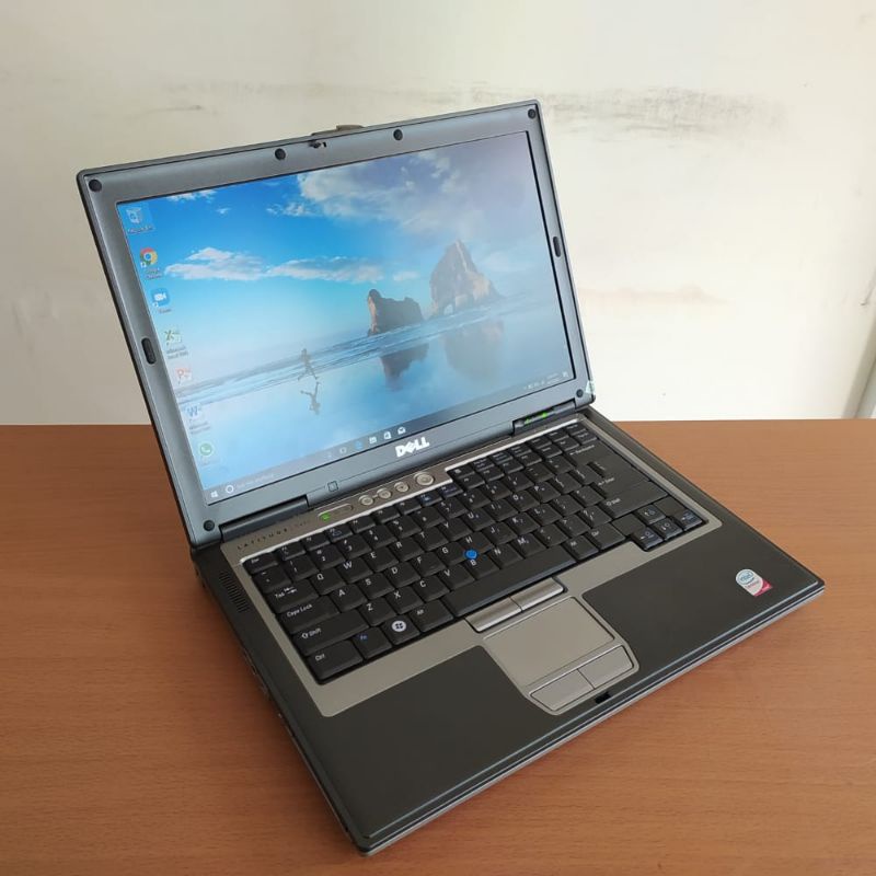 laptop second murah Dell D630 mulus cocok buat pelajar dan kantoran   - Mulus