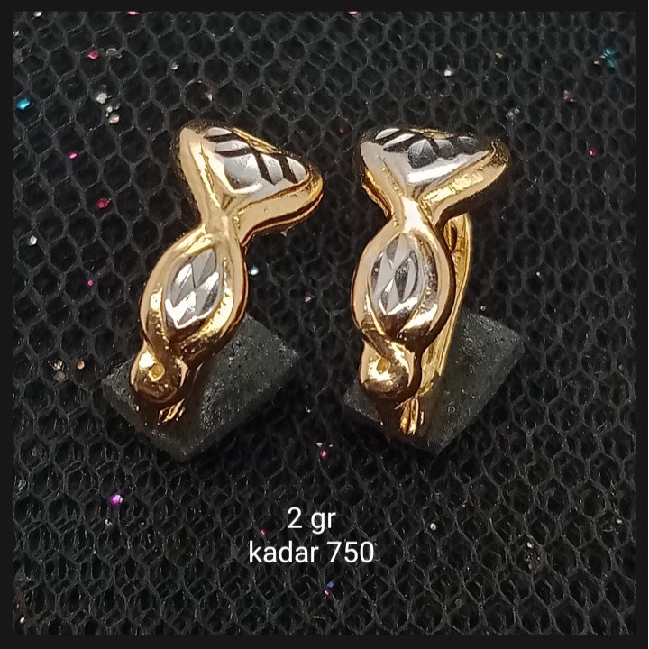 Anting Emas 17 K - 2 gr Kadar 750 - 3126