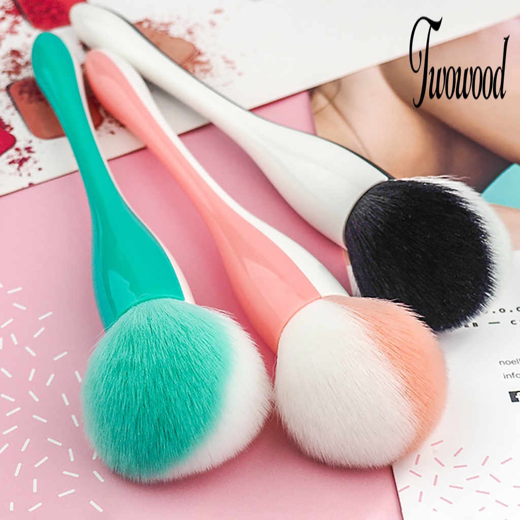 Brush Makeup Dengan Gagang Tiga Dimensi Untuk Wanita