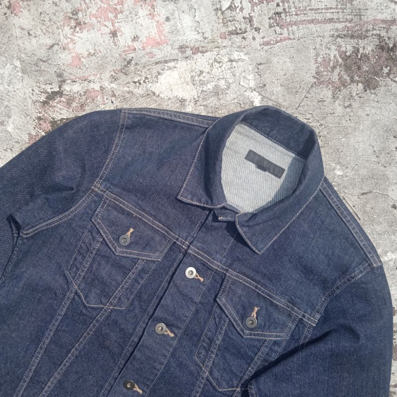 Jaket Trucker Denim Uniqlo Original Second