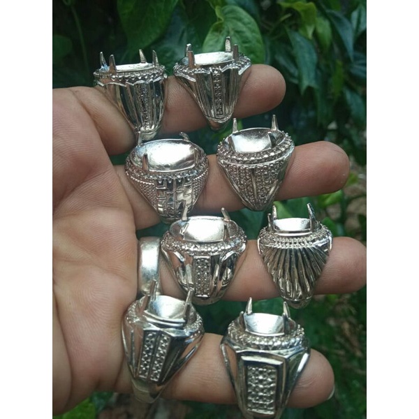 Grosir Ring Cincin Emban Alpaka Gigik Taring  (kodian)