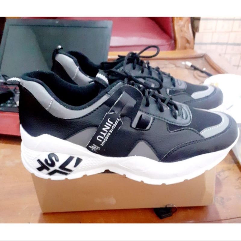 SEPATU SNEAKER PRIA KECE JINTU