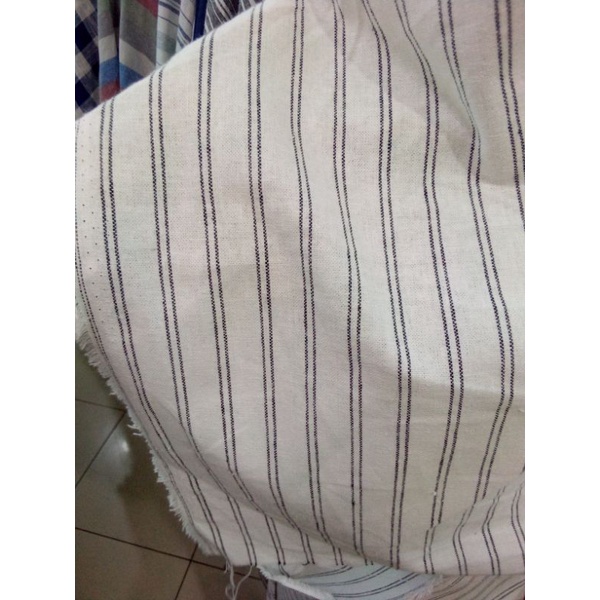 kain linen barbies tebal salur hitam putih