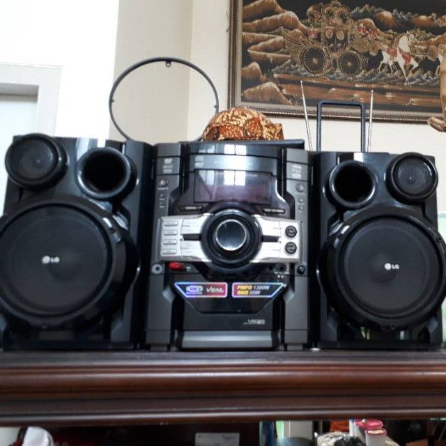 DVD mini Hifi system n Tape Mp3