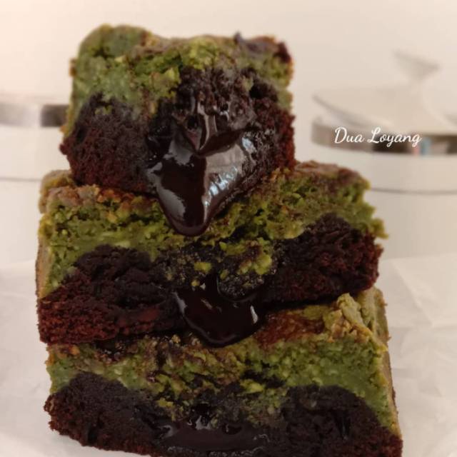 

Matcha Cheesy Brownies