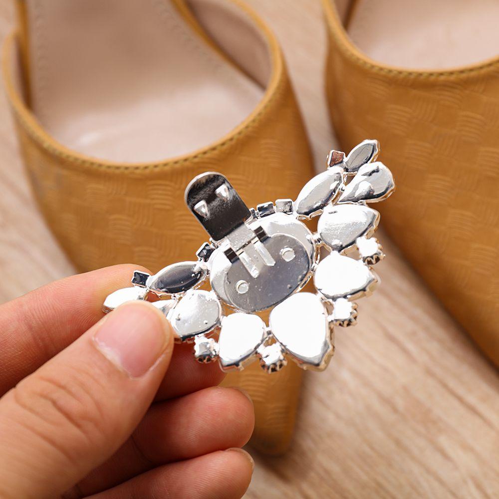 Nanas 1pasang (2pc) Dekorasi Sepatu Pernikahan Liontin Aksesoris Pengantin Bros Charm Gesper