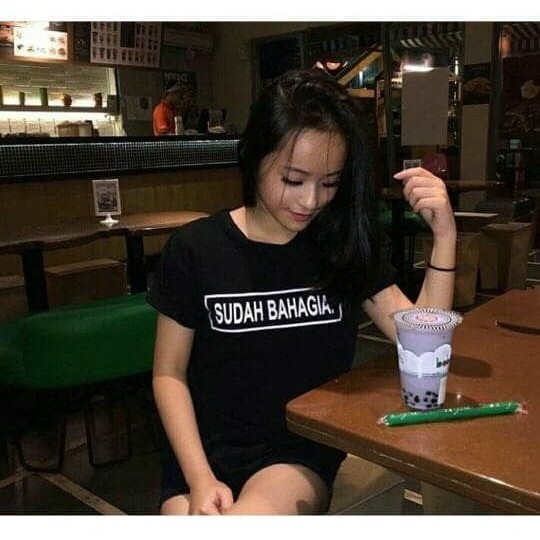 Kaos Tshirt Baju Combed 30S Distro Sudah Bahagia