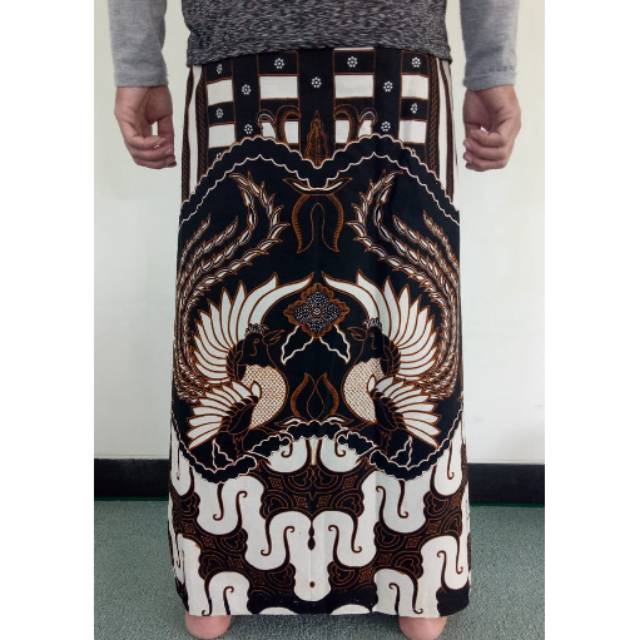 Sarung batik lawasan