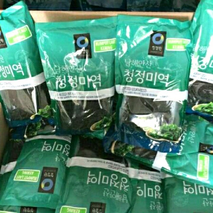 

Daesang chung jung one miyeok, dried seaweed, rumput laut kering 50 gr