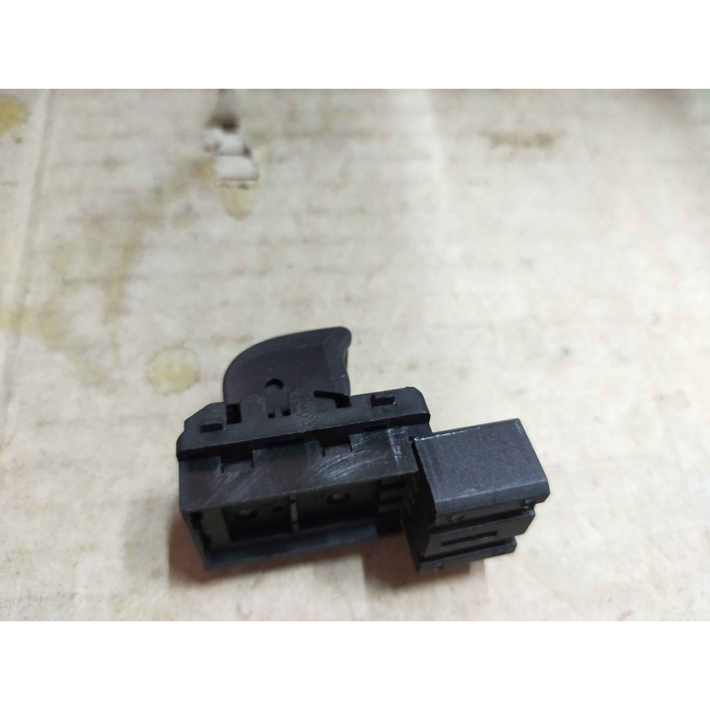 Switch Saklar Power Window Single Suzuki APV Arena Ertiga Aftermarket