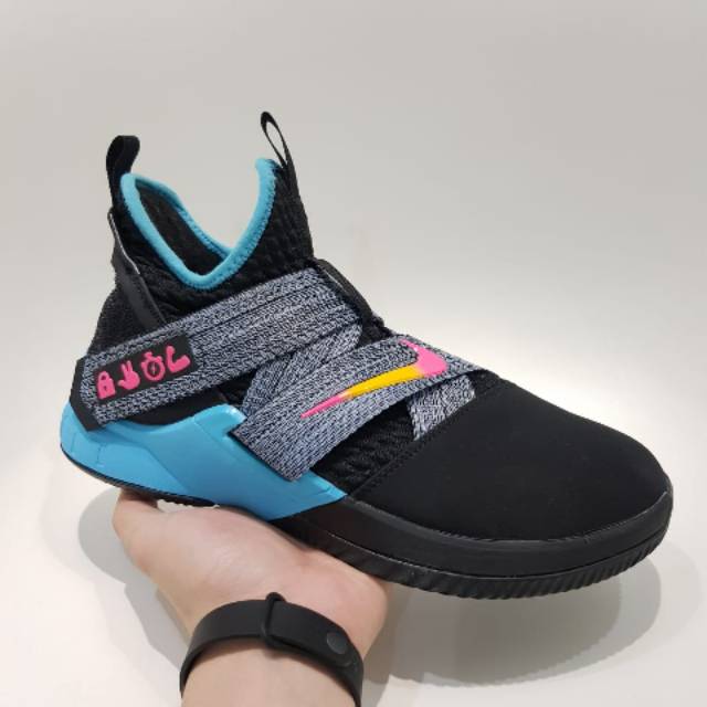 lebron soldier 12 the academy