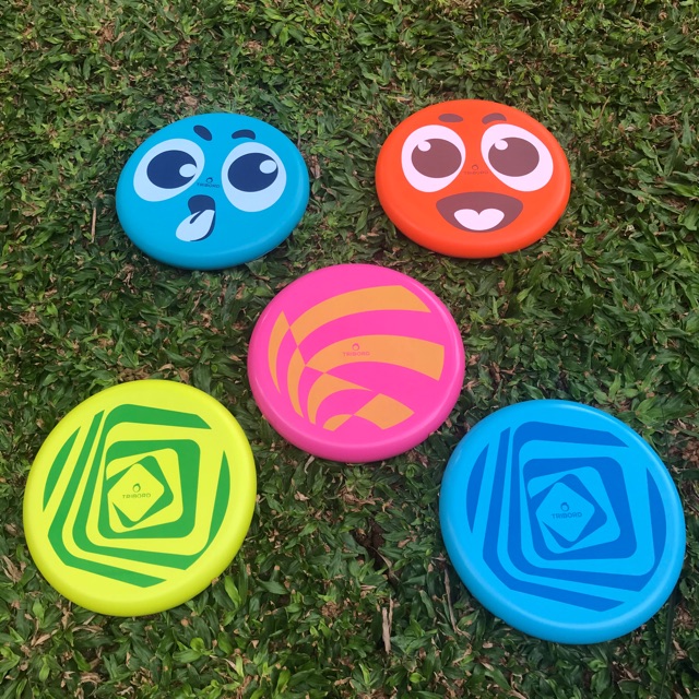 Frisbee Tribord Piring Terbang Diameter 20cm