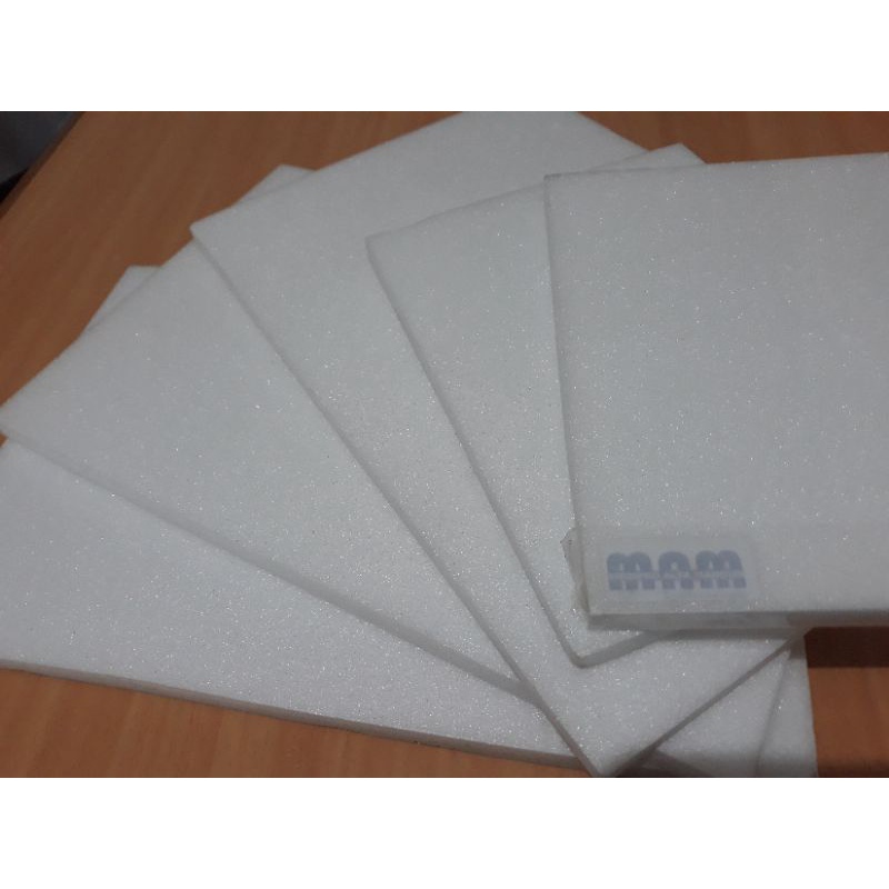 

Polyfoam 3mm uk 25 x 25cm (isi 4 lembar). Harga cuci gudang