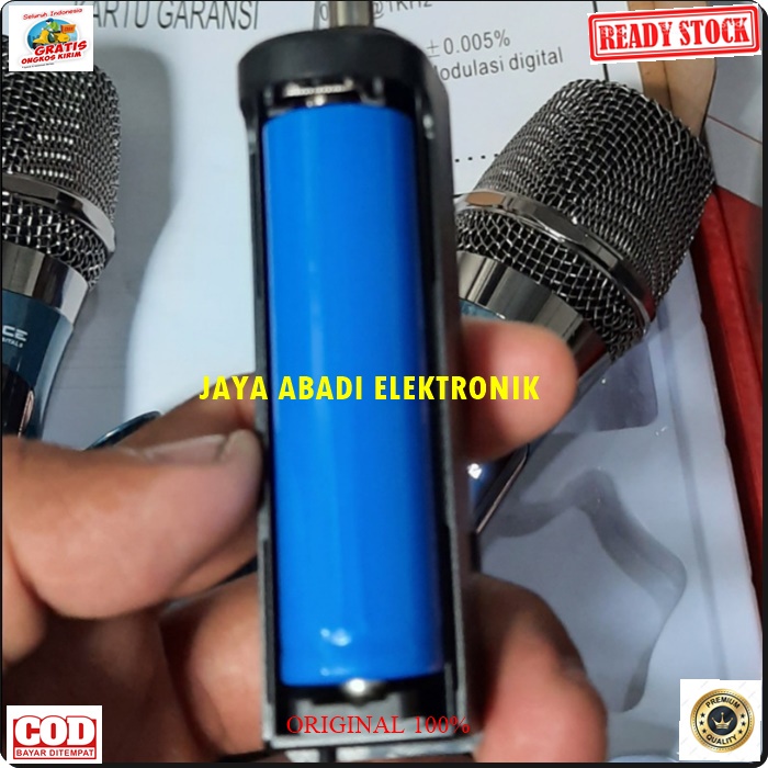 G496 ORIGINAL ADVAN MIC WIRELESS CAS UHF DIGITAL LCD DUAL SEPASANG MIK CASAN WIRELES MIKROPON MIKROPHONE SOUNDBEST DISPLAY MICROPHONE ADVANCE KARAOKE VOKAL VOCAL ARTIS PROFESIONAL PRO SOUND BEST SISTEM AUDIO PANGGUNG LEGENDARY DYNAMIC PENGERAS SUARA HIFI