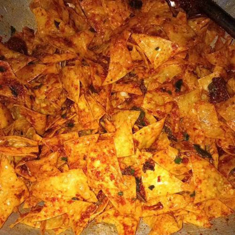 

Pangsit goreng pedas daun jeruk