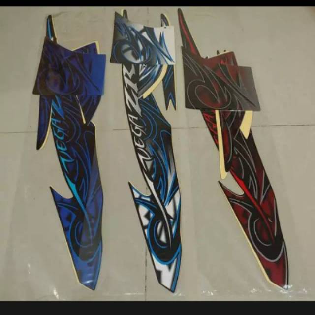 Striping Lis body motor vega zr 2010