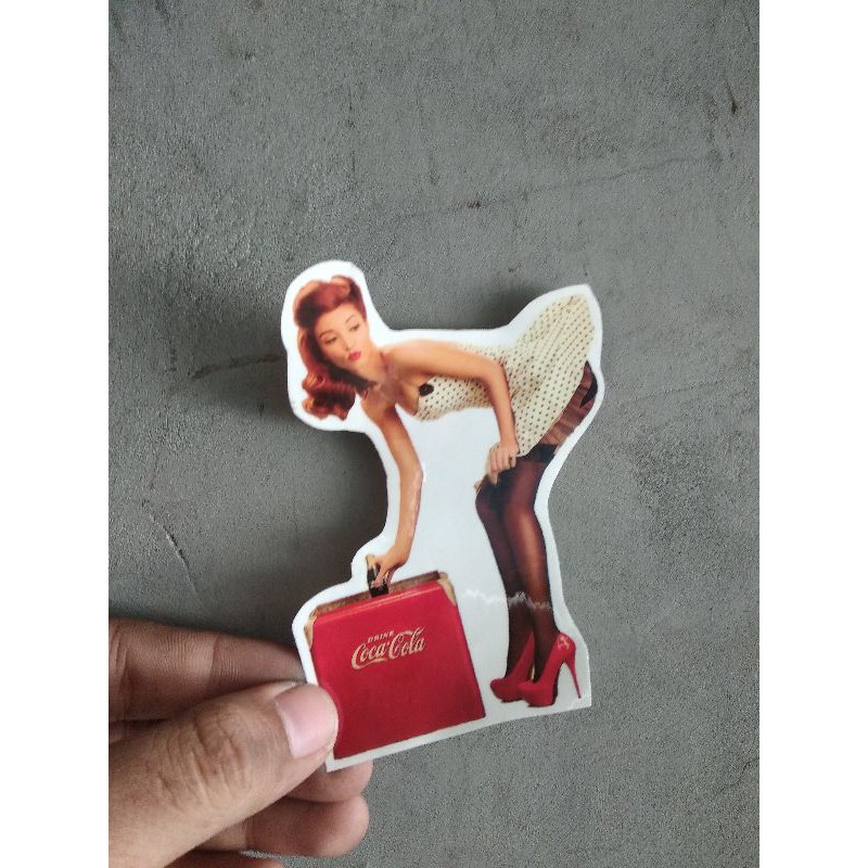 

Stiker pin up girl transparan kode 75664