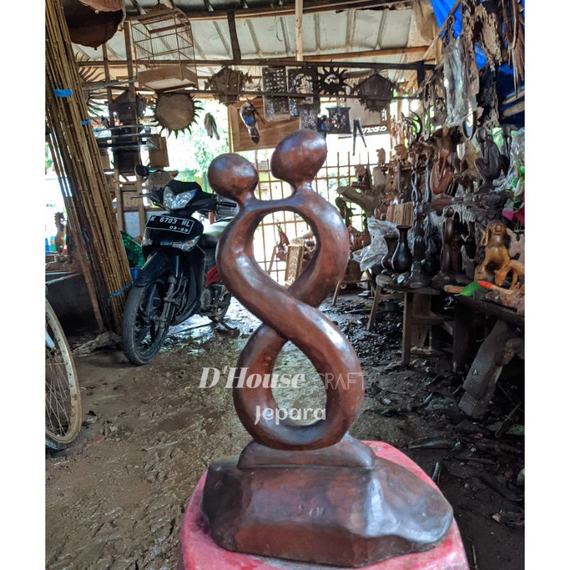 Patung Abstrak Kayu Jati