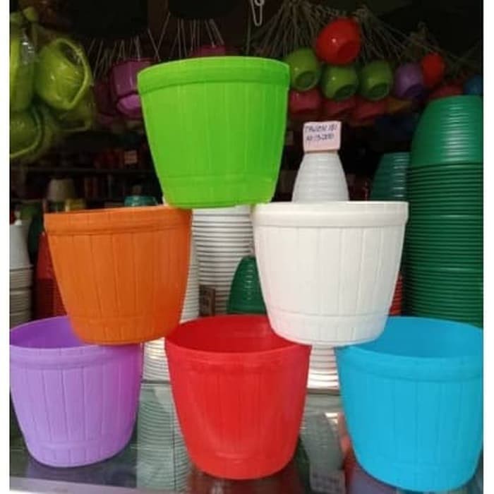 Pot Gentong Kayu 22   - Pot Gentong motif Kayu warna warni 22 -pot plastik gentong 22