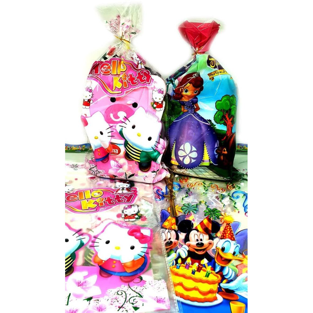 

Plastik Souvenir Ulang tahun Ukuran Medium Goodie Bag