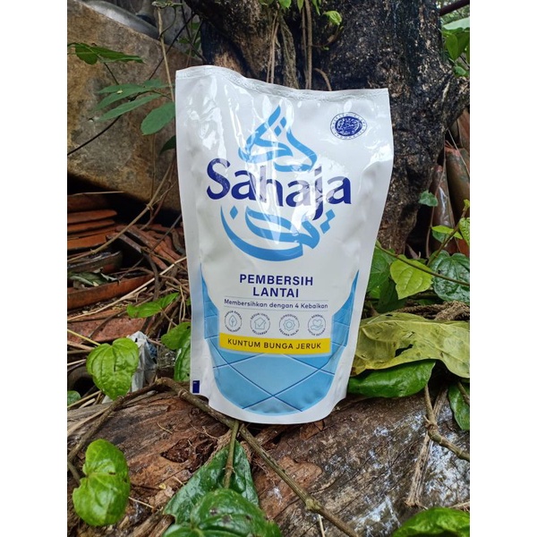 SAHAJA PEMBERSIH LANTAI 730ML