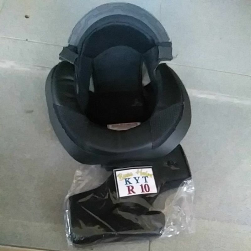 Busa KYT R10 Set KYT R10 set Busa pipi KYT R10