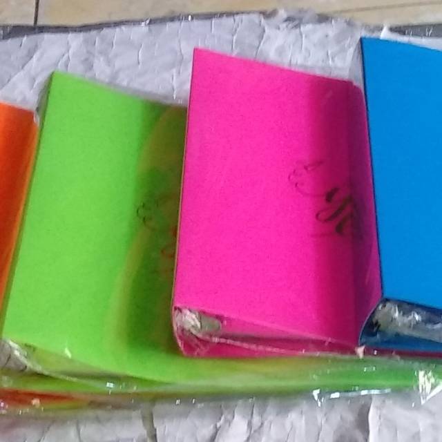 

BINDER SET B5 KIKY